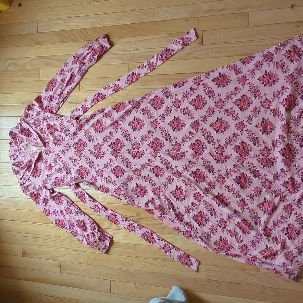Pink floral print long sleeve dress